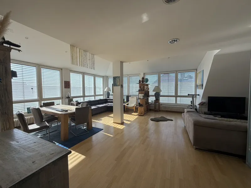 Großzügige 150 m² Maisonette mit privater Dachterrasse und 360°-Panoramablick am Bundesplatz — photo 1